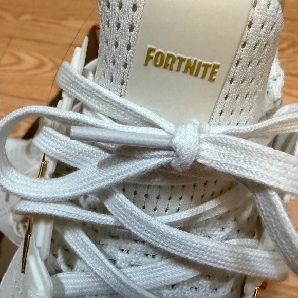 Adidas White and Gold Sneakers - Picture 7 of 7